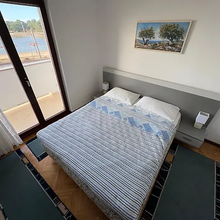 Family On The Sandy Beach! Apartman Zaton (Zadar)