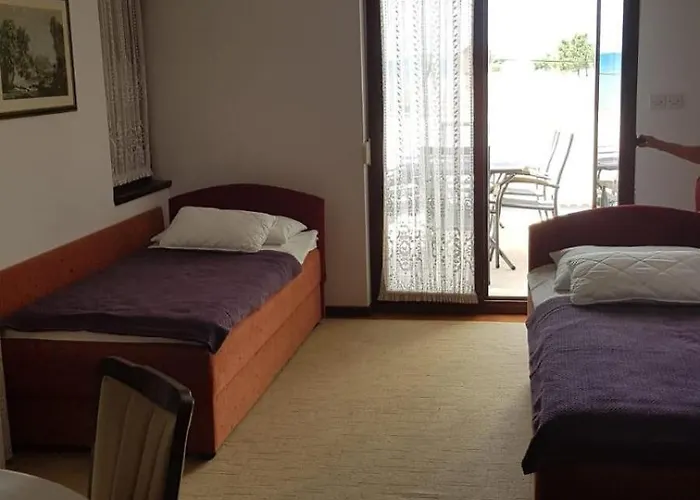 Family On The Sandy Beach! Apartment Zaton (Zadar)